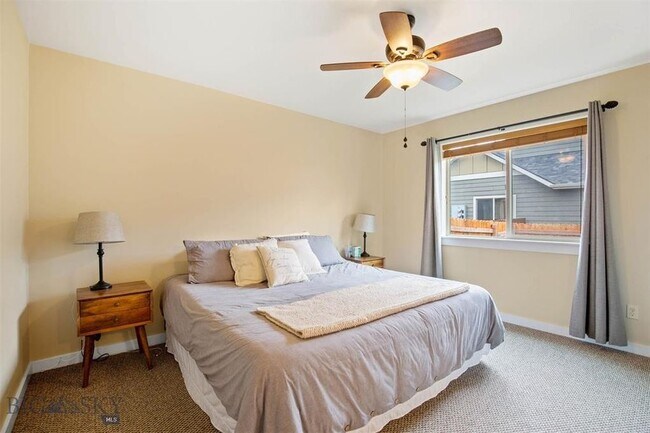 Building Photo - 86 Tail Feather Ln