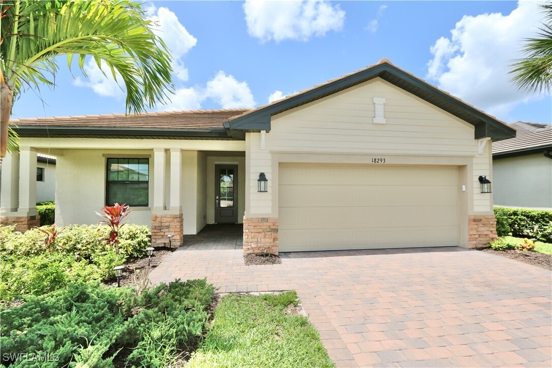 Primary Photo - 18293 Ridgeline Dr