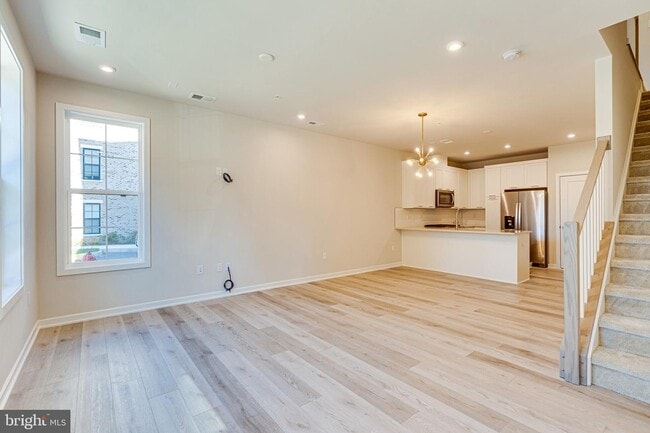 Building Photo - 7437 Backett Wood Ter