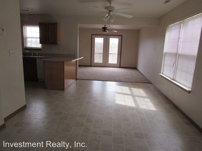 Building Photo - 16760 Huntington Ln