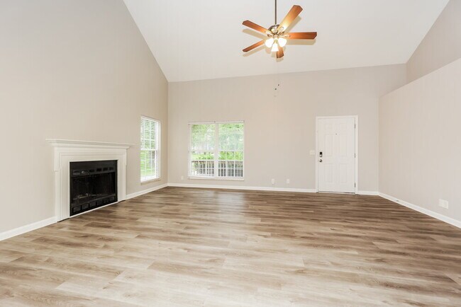 Foto del edificio - 3425 Country Way Rd