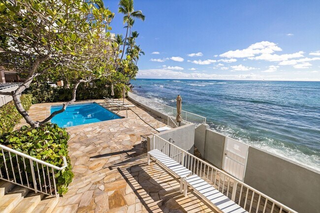 Photo - THE BEST OF BOTH WORLDS! Apartment