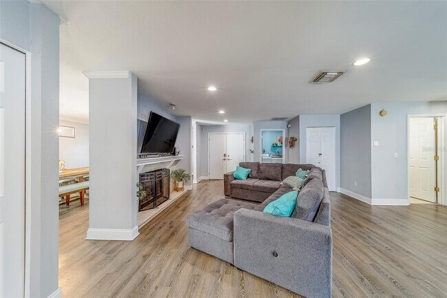 Foto del edificio - 14414 91st Ave N