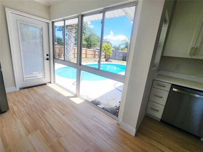 Foto del edificio - 2494 Del Rio Way