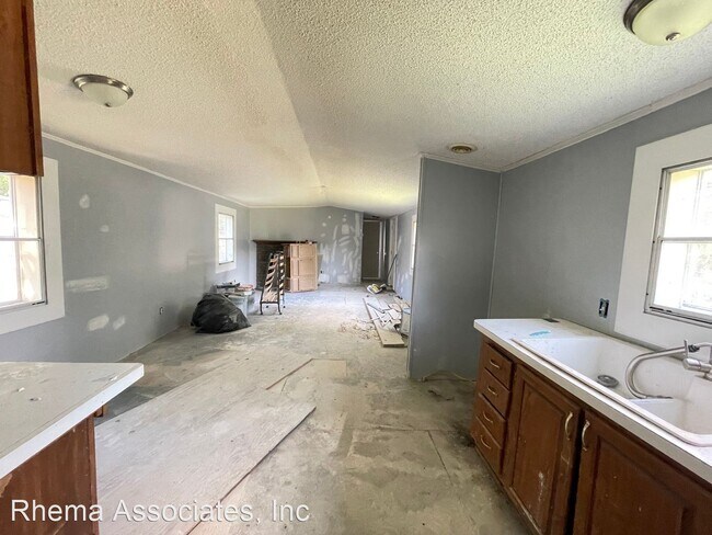 Foto del edificio - 2 br, 2 bath House - 4873 Cleveland Street...