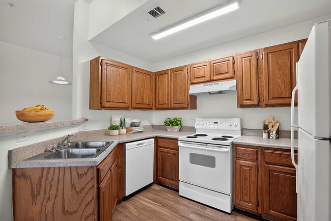 Building Photo - Cypress View Villas Apartments