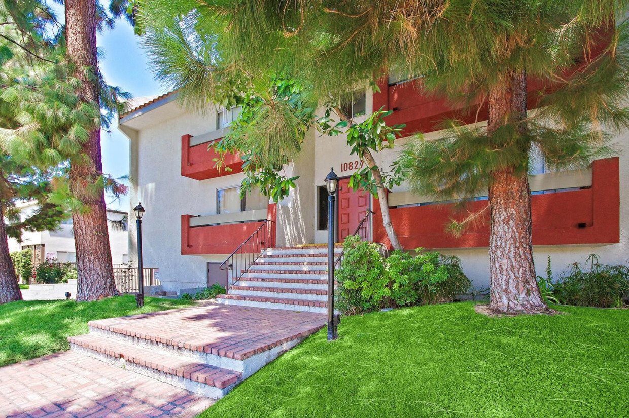 Foto del edificio - 10827 Morrison St