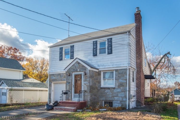 Primary Photo - 123 Delavan Ave