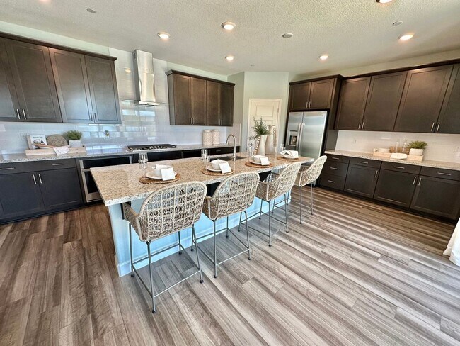 Foto del edificio - Gorgeous lakeview model home