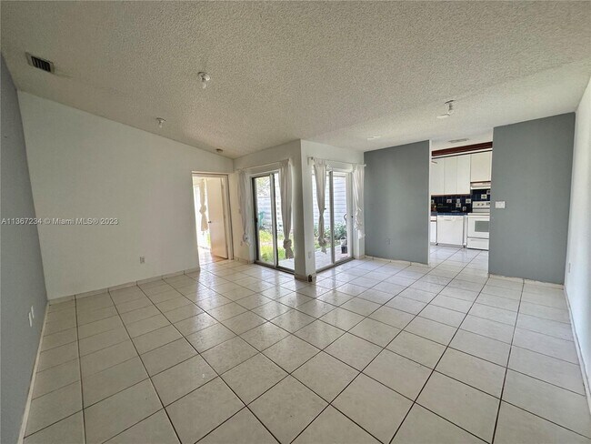 Building Photo - 13764 SW 149th Cir Ln