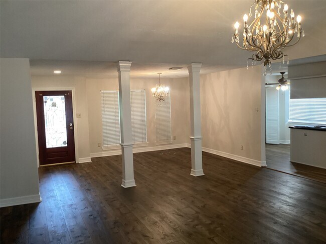 Building Photo - 10218 Sagemark Dr