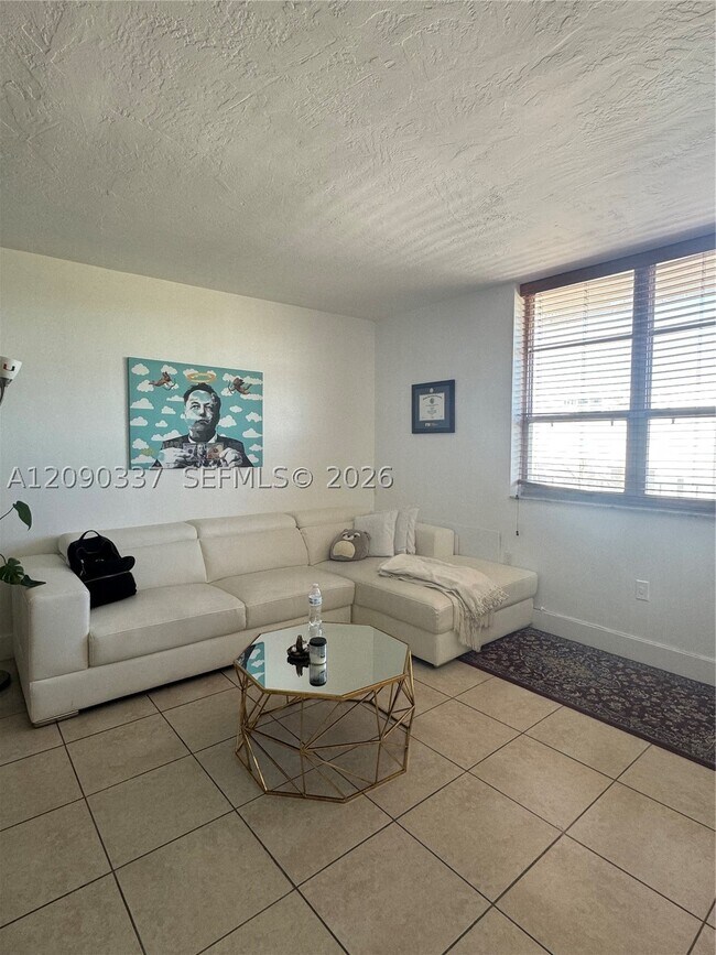 Foto del edificio - 244 79th St