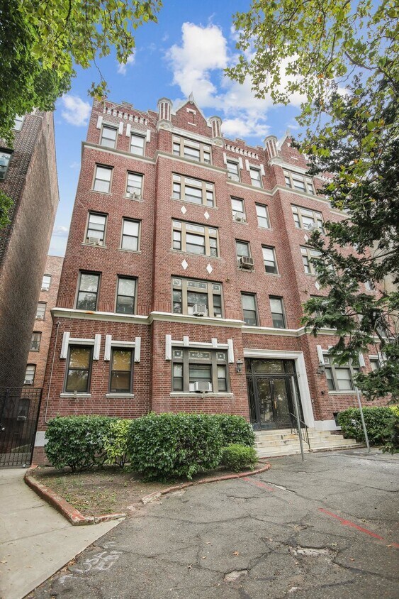 Foto principal - 53 Duncan Ave