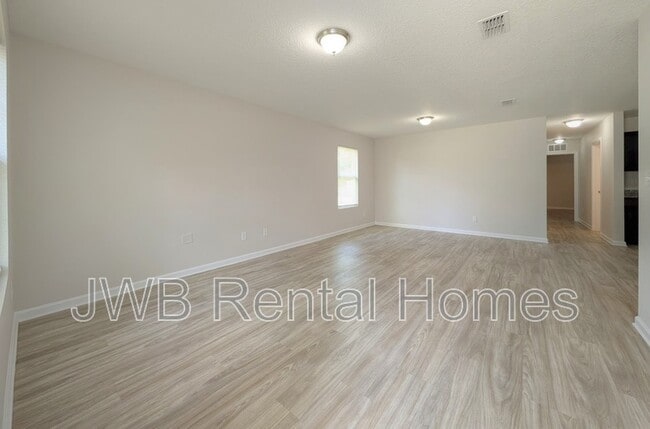Foto del edificio - 2839 W 5th St