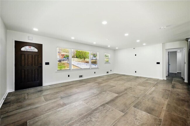 Foto del edificio - 681 Fielding Ln SW