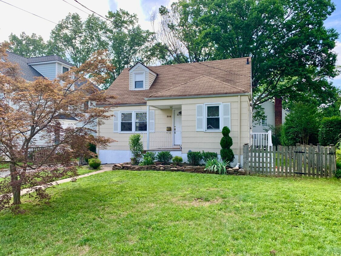 306 Belmar Pl, Westfield, NJ 07090 House Rental in Westfield, NJ