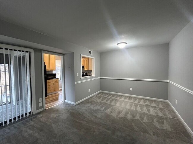 Foto del edificio - 1 Bedroom Condo, Columbia MD