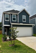 Building Photo - 2142 Olivos St