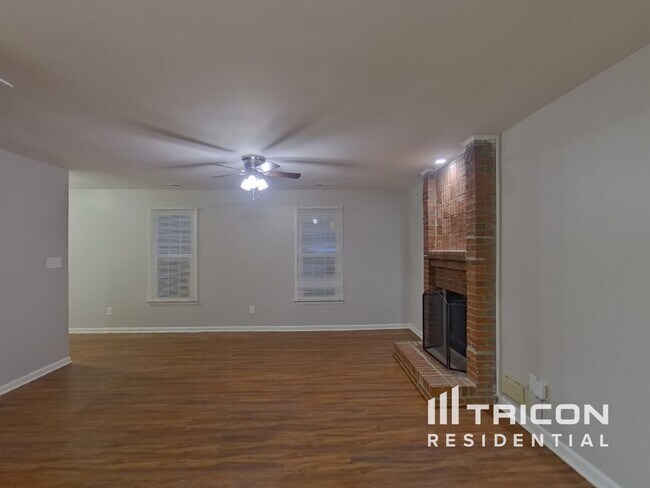 Foto del edificio - 9709 Manus Ct