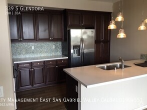 Building Photo - 339 S Glendora Ave