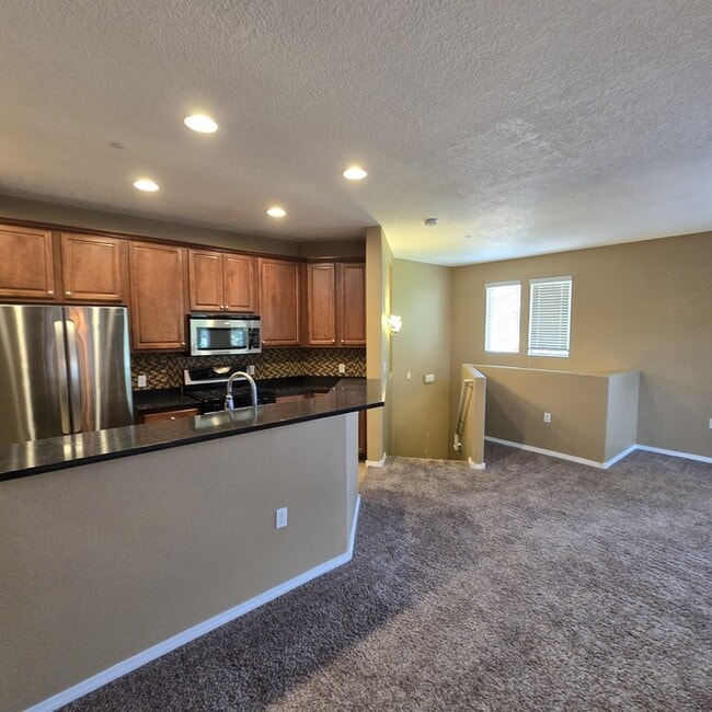Building Photo - 601 Menaul Blvd NE Unit 4206