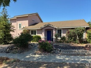 Building Photo - 1107 Colina Ct