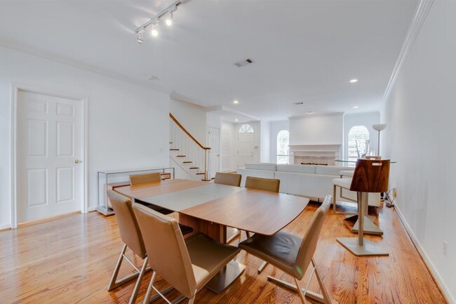 Foto del edificio - 2307 Huldy St