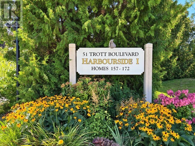Photo du bâtiment - 51 Trott Blvd