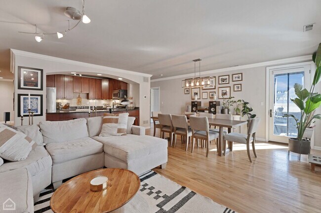 Foto del edificio - 1426 N Orleans St