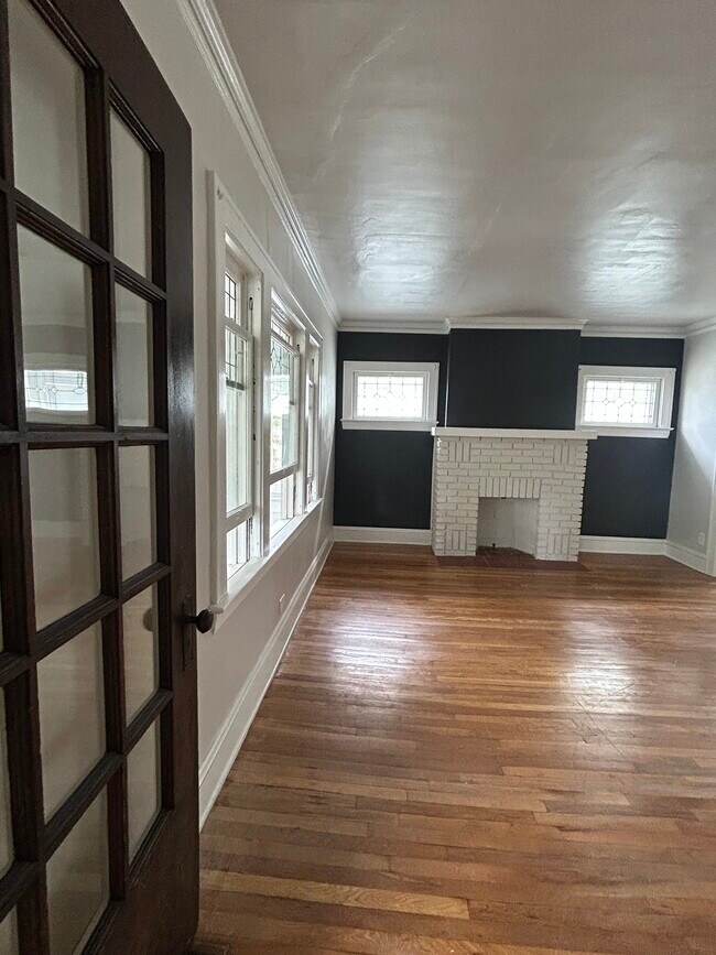Foto del edificio - 12622 Mount Overlook Ave