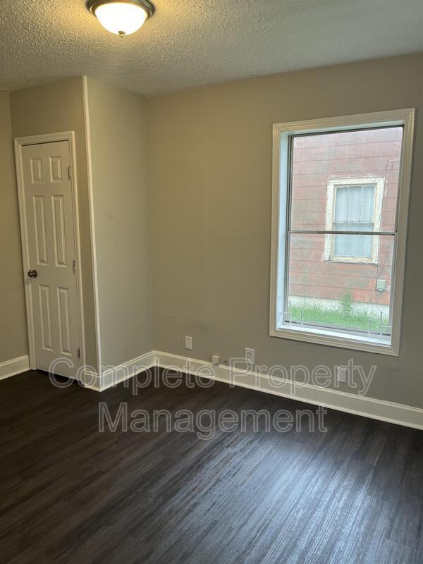 Foto del edificio - 1816 Madison Ave SW