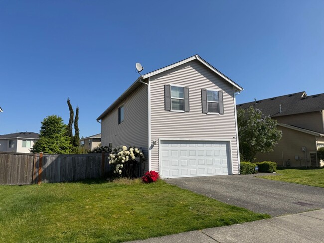 Foto del edificio - Beautiful 3 beds, 2.5 baths 6 minutes to V...