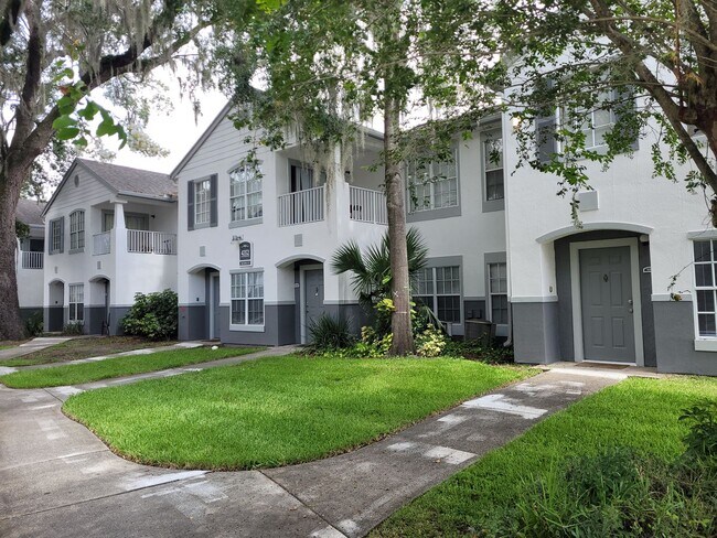Foto del edificio - 1 bed, 1 bath condo at Sunset Lake, a wate...