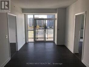 Building Photo - 75 Oneida Crescent