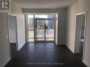 Building Photo - 75 Oneida Crescent