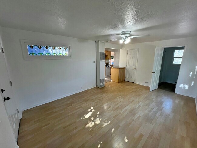 Foto del edificio - 1934 SE 138th Ave