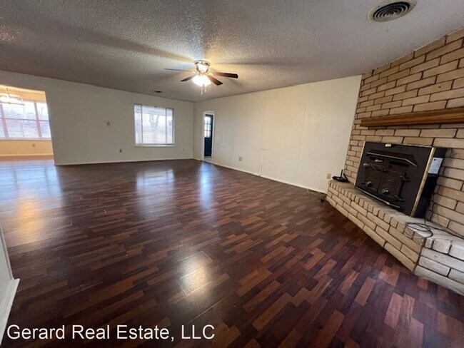 Building Photo - 3 br, 2 bath House - 1025 HWY 83/84