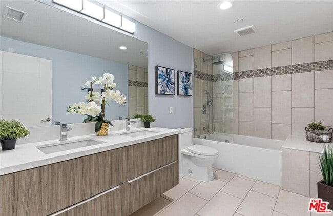 Foto del edificio - 901 S Gramercy Dr