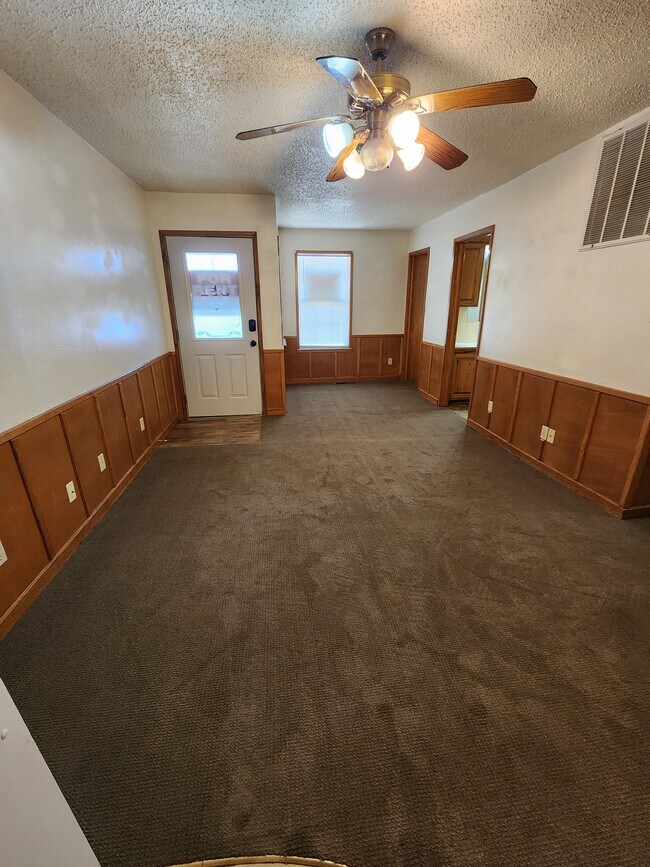 Sala de estar - 101 Wooten St