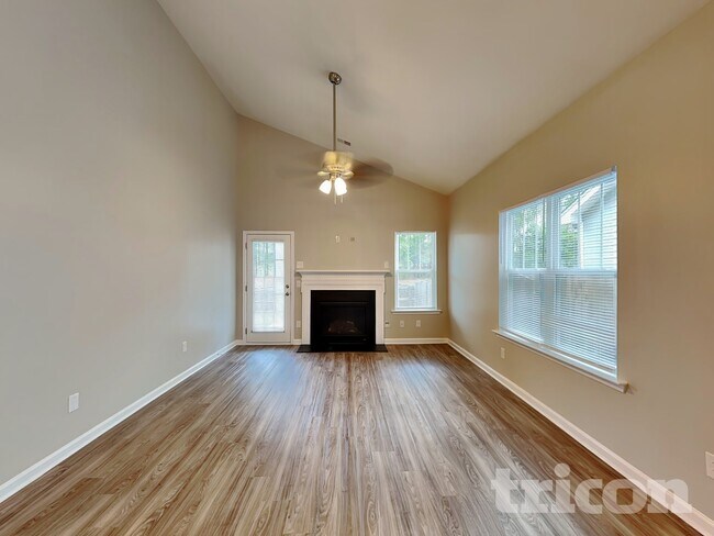 Foto del edificio - 133 Brewers Oak Ln
