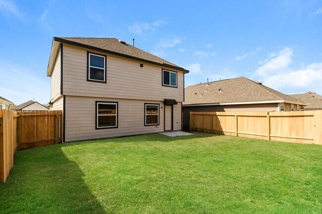 Foto del edificio - 2440 Bull Trout Dr