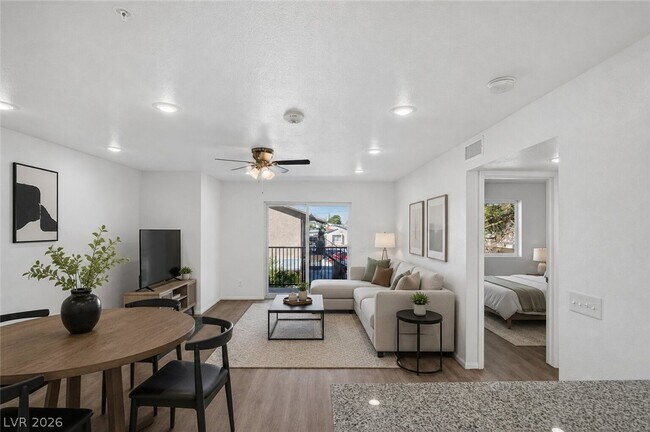 Building Photo - 2309 Seco Adobe Cir