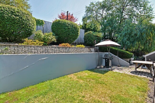 Foto del edificio - Newly renovated 3 bed near Davis Square!