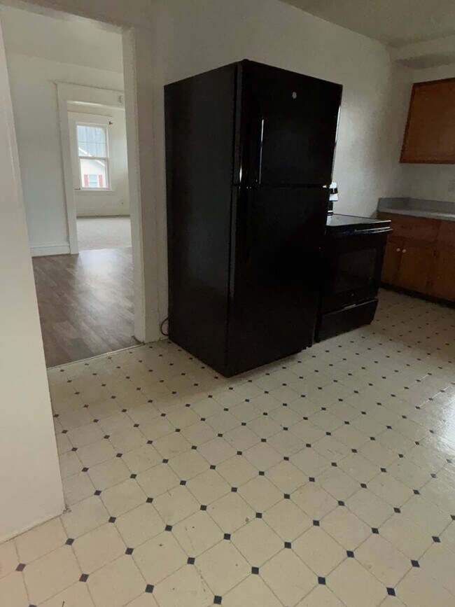 Foto del edificio - 512 E Hillcrest Ave