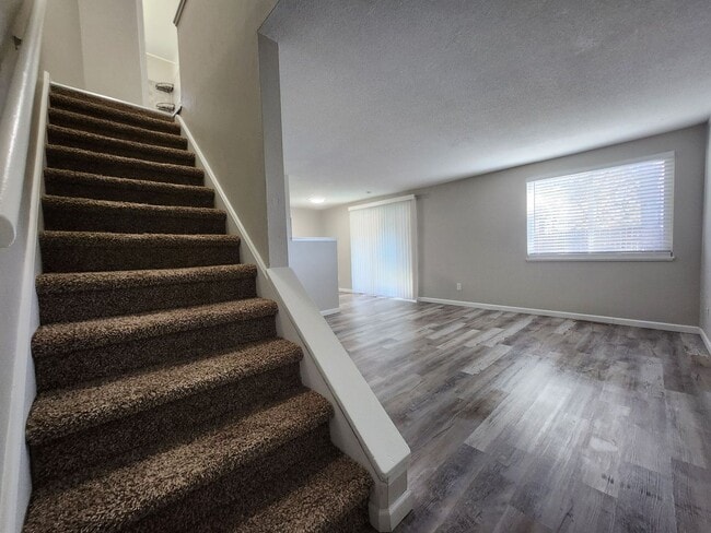 Foto del edificio - 1626 S Cascade Ave