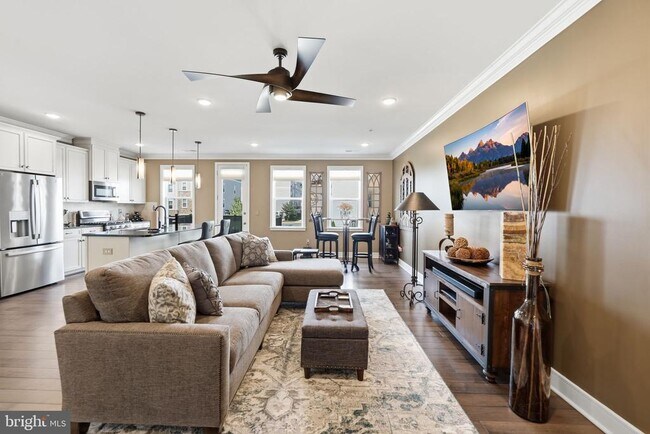 Building Photo - 42017 Glade Creek Terrace