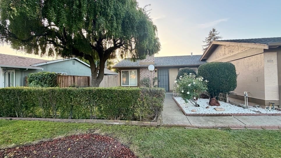 Foto principal - 3263 Lake Arrowhead Ave