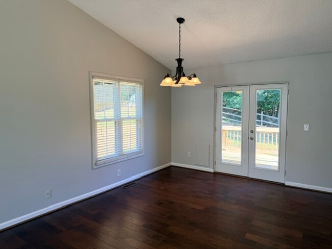 Foto del edificio - 2627 Lone Oak Trail