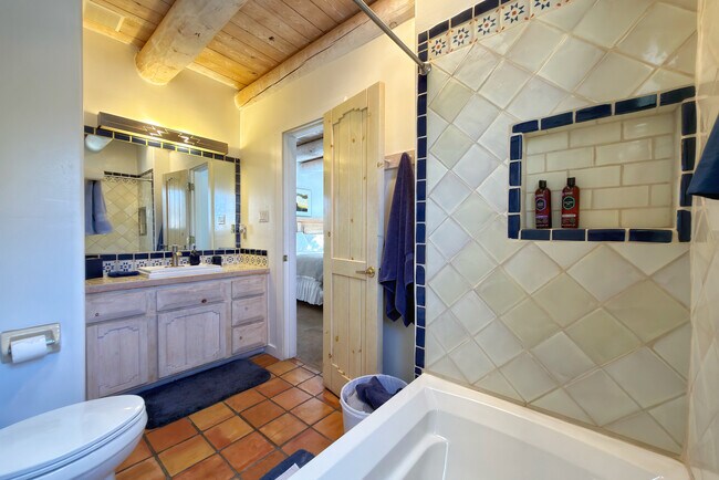 Foto del edificio - 624 Galisteo St