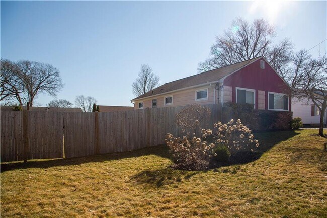 Foto del edificio - 164 Old Willis Rd